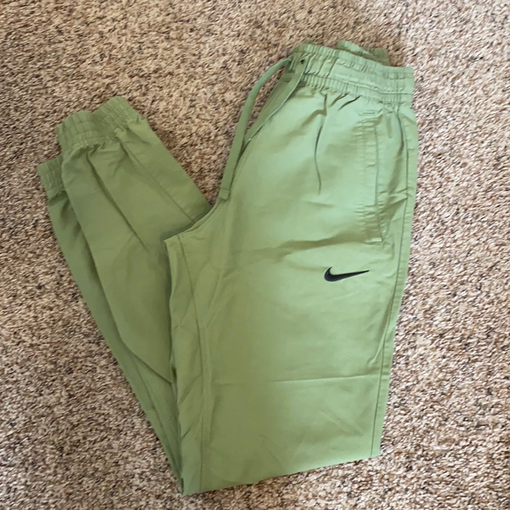 Nike joggers